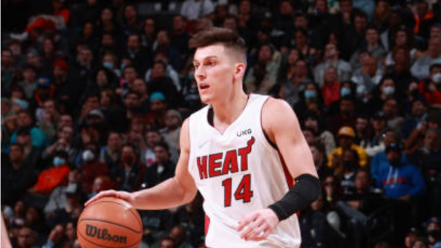 转会传闻，新闻：阿森纳盯上法兰克福的巴霍亚（阿森纳盯上法兰克福巴霍亚：最新转会消息）