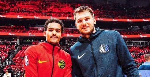 格里马尔多破门，勒沃库森队史第二次欧冠做客英格兰取得领先（格里马尔多建功，勒沃库森队史第二次欧冠客战英格兰先拔头筹）