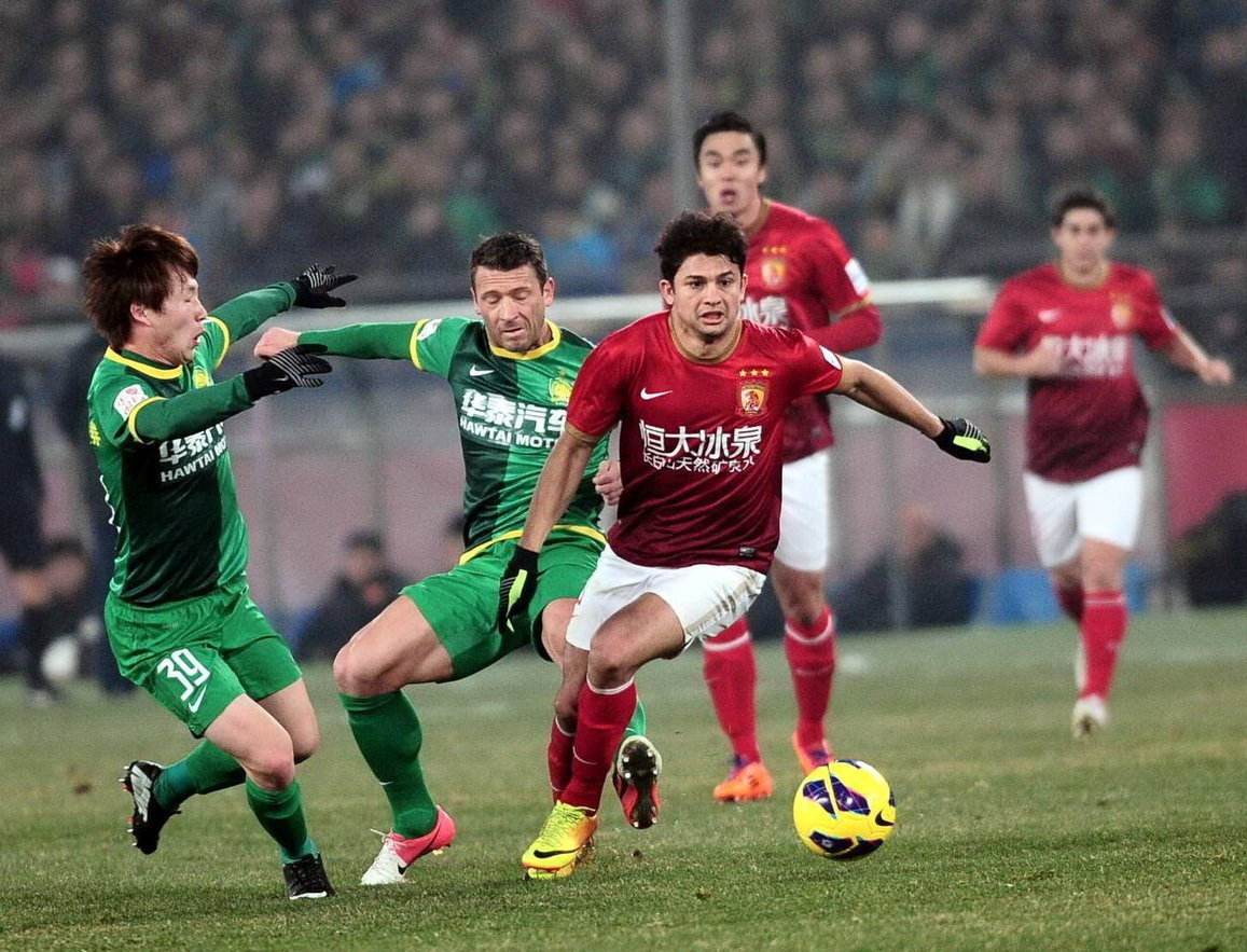 齐米卡斯：我爱利物浦的一切；利物浦和罗马的精神风格很像（齐米卡斯：我热爱利物浦的一切，红军与罗马的精神气质相近）